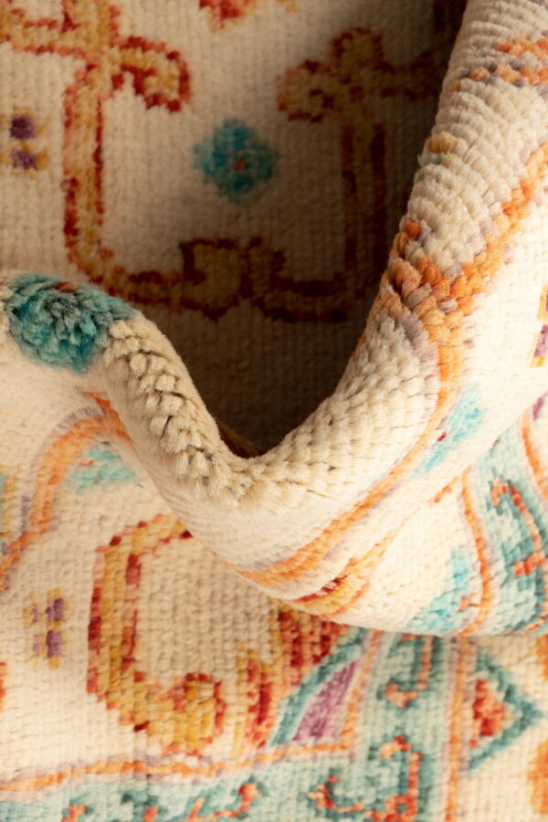 Abshar 207cm x 147cm / 6'10'' x 4'10'' - Image 2