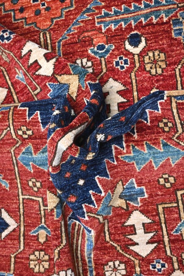 Chob Rang Rug 275cm x 183cm /  9' x 6' - Image 7