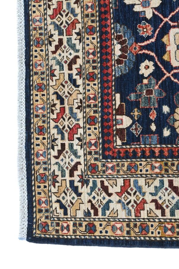 Chob Rang 273cm x 187cm / 9ft x 6ft 2in - Image 4