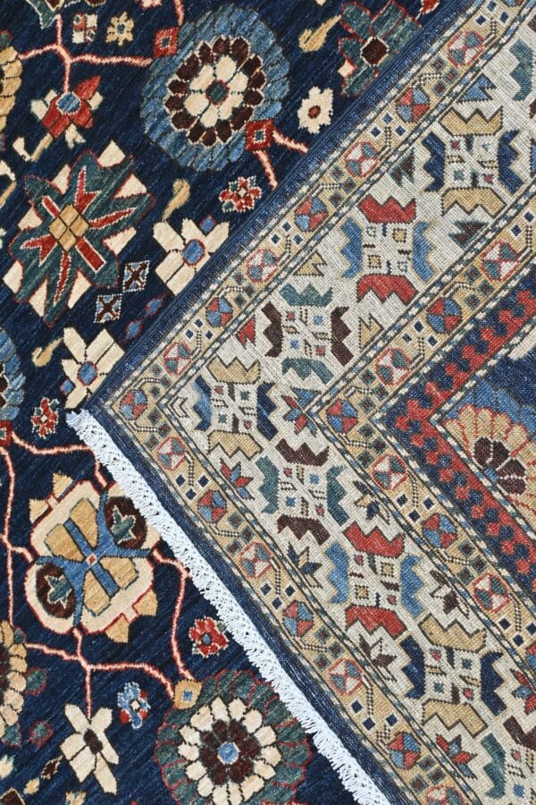 Chob Rang 273cm x 187cm / 9ft x 6ft 2in - Image 5