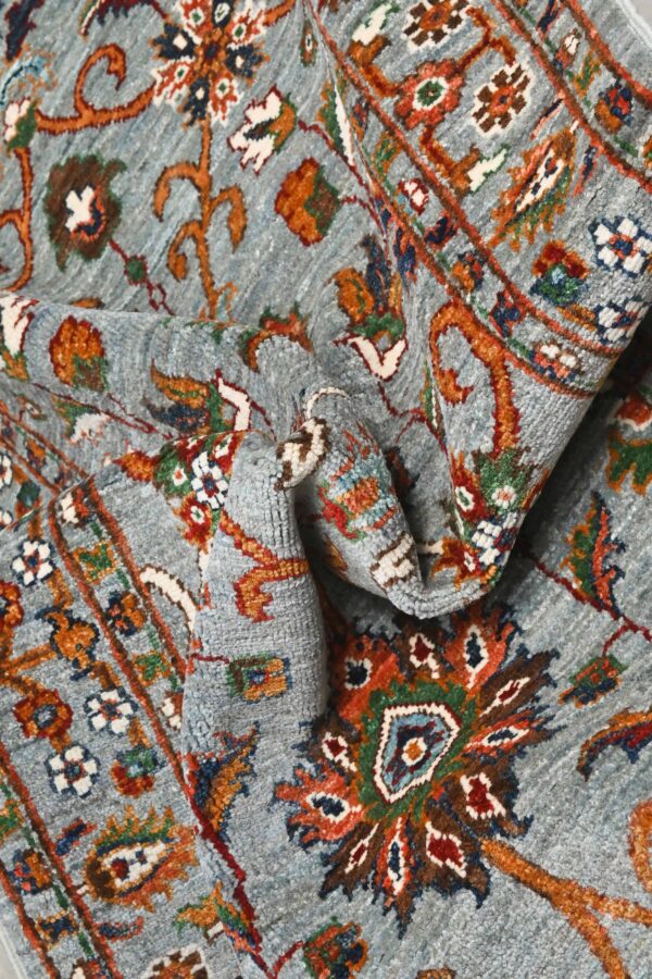 Sultani Runner 307cm x 80cm / 10ft 1in x 2ft 8in - Image 5