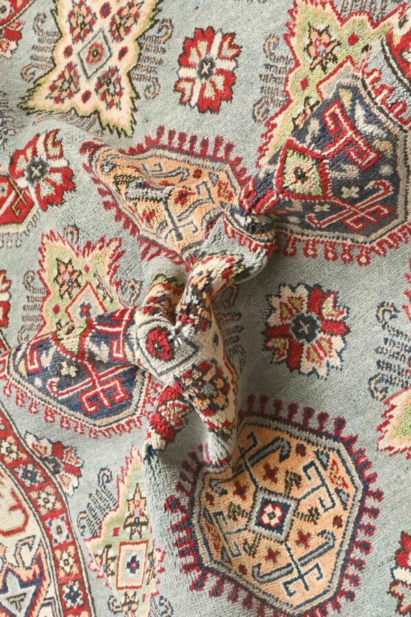 Village Kazak Rug 204cm x 148cm / 6ft 8in x 4ft 10in - Image 5