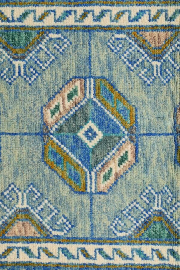 Afghan Abshar Runner 398cm x 86cm / 13ft x 2ft 10in - Image 3