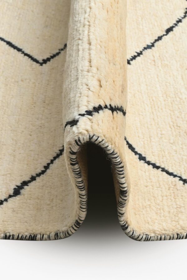 Darya Berber Handknotted Rug 182cm x 117cm / 6ft x 3ft 10in - Image 4