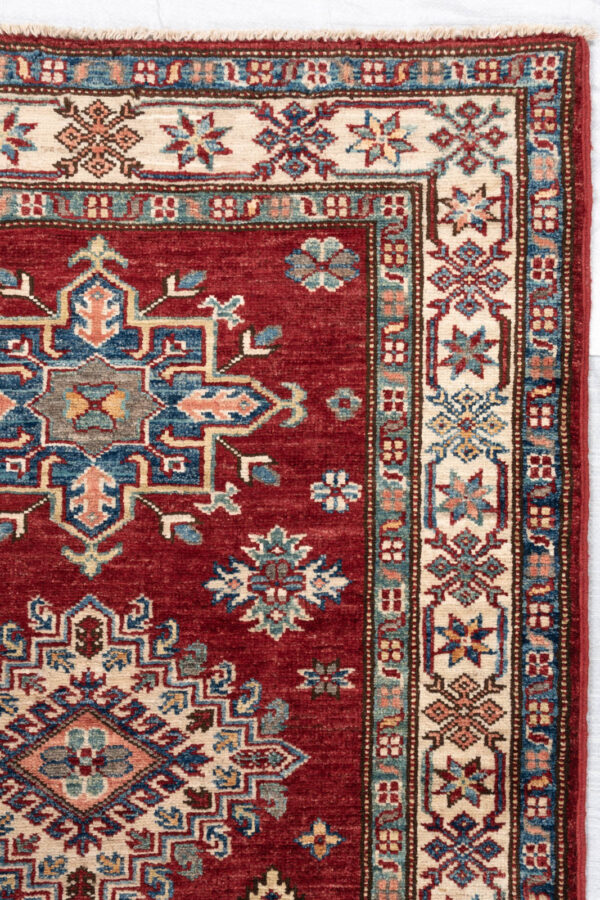 Fine Kazak 397cm x 83cm / 13' x 2'9'' - Image 7